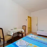 And By Auro Гостевой дом
