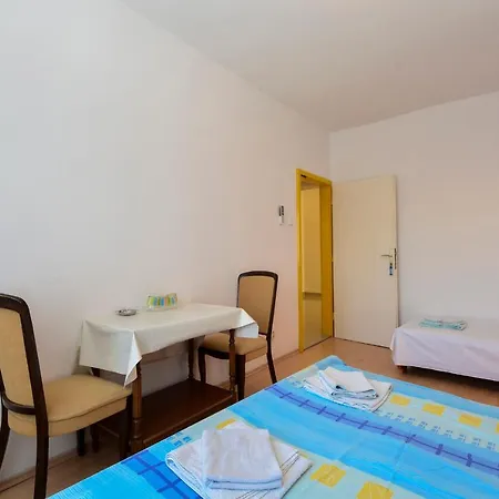 By Auro Guest house