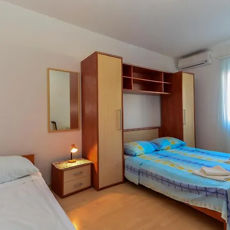 Vendégház By Auro 3*