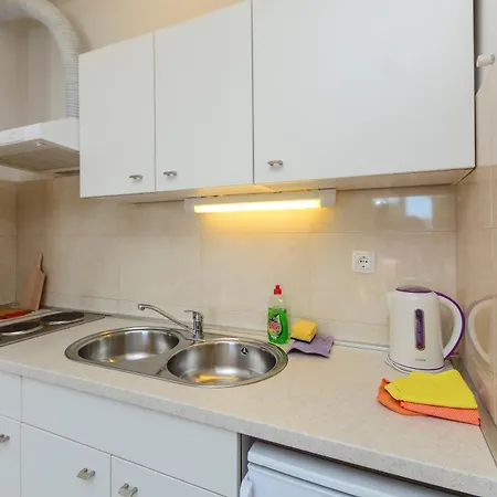By Auro Guest house Vodice