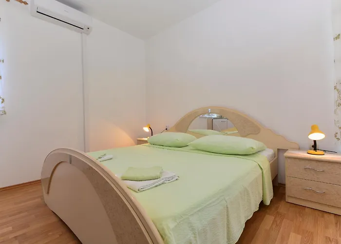 Apartments&Rooms By Auro 3* וודיצה