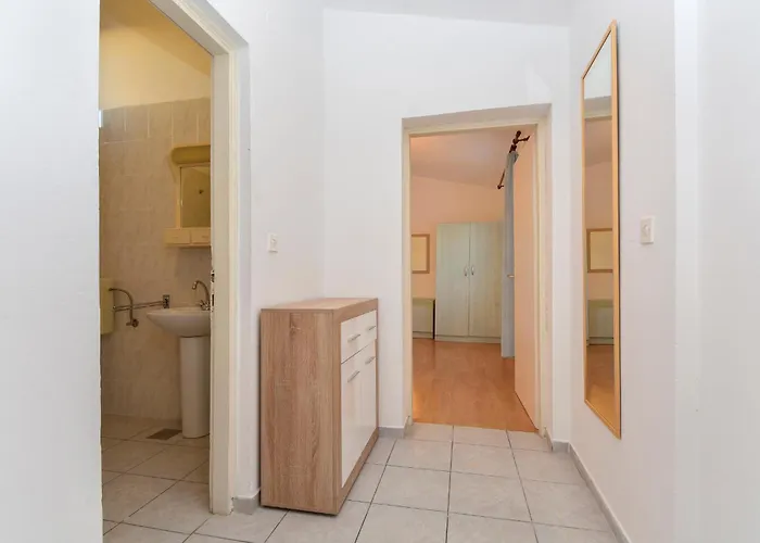 Apartments&Rooms By Auro וודיצה