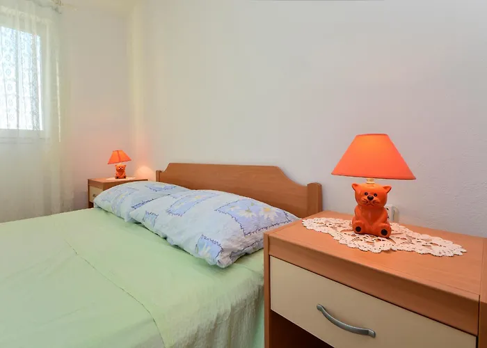 בית הארחה Apartments&Rooms By Auro וודיצה