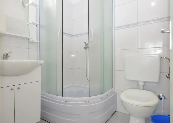 בית הארחה Apartments&Rooms By Auro 3*