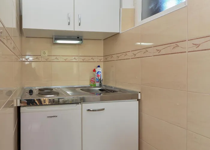 Apartments&Rooms By Auro בית הארחה 3*