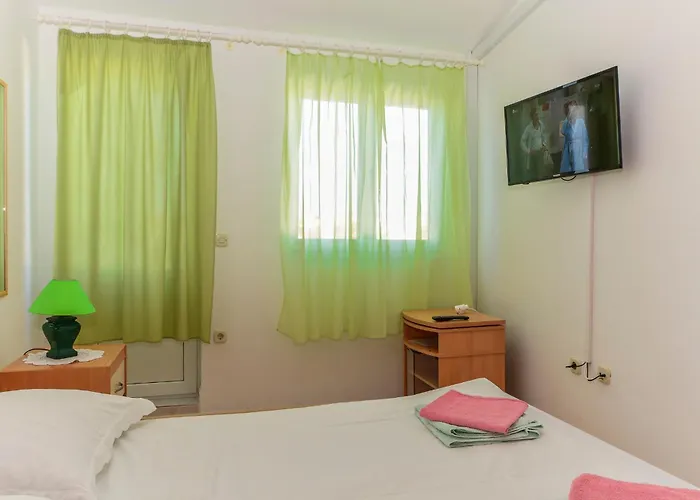 Apartments&Rooms By Auro 3* וודיצה