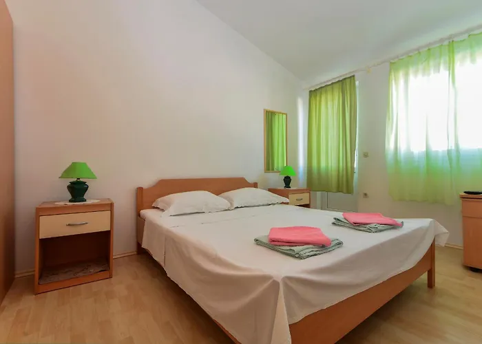 Apartments&Rooms By Auro וודיצה