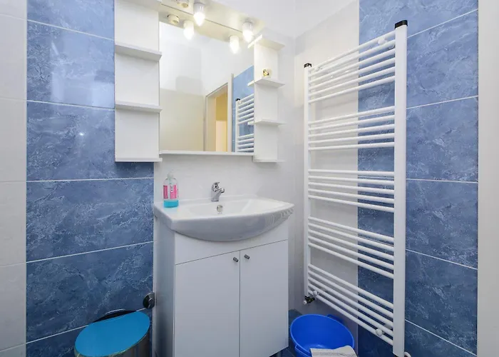 בית הארחה Apartments&Rooms By Auro 3*