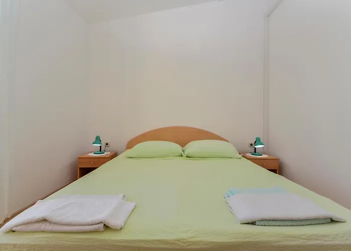 Apartments&Rooms By Auro וודיצה