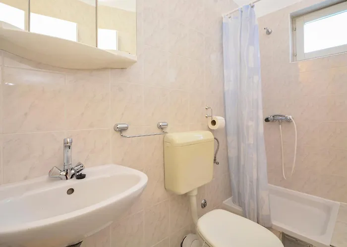 בית הארחה Apartments&Rooms By Auro וודיצה