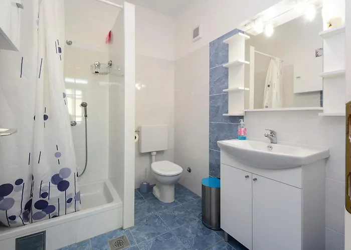 Apartments&Rooms By Auro 3* וודיצה