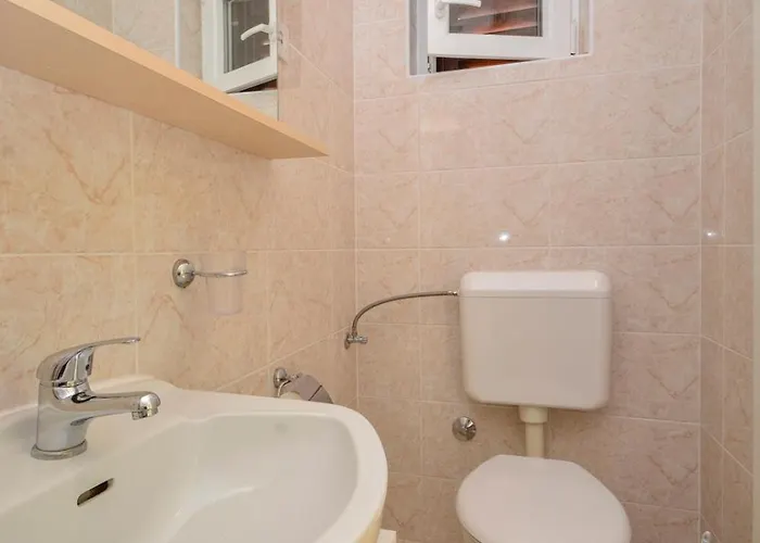 בית הארחה Apartments&Rooms By Auro וודיצה